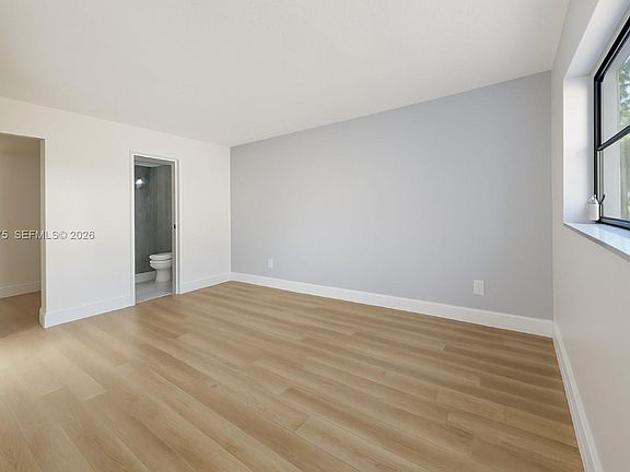 3rd image of 333 NW 17th Ct APT 203