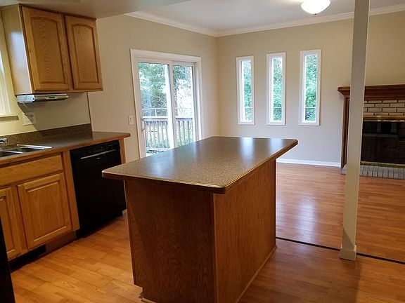 Kitchen with Island
