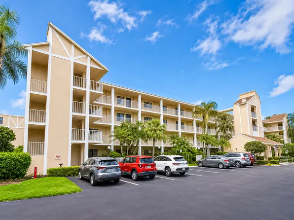 7351 Kinghurst Drive #301, Delray Beach, FL 33446