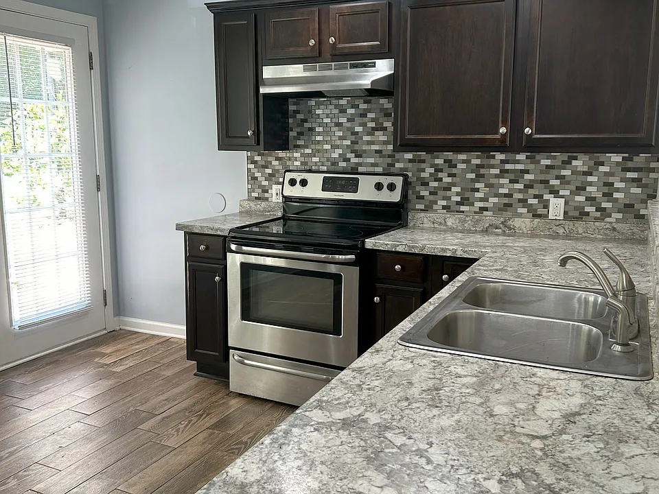 Kitchen and backdoor