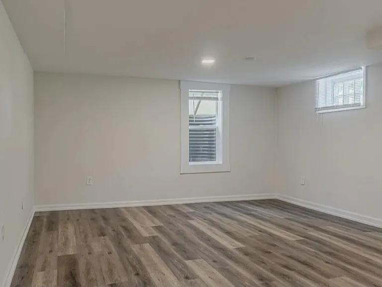 527 Bertrand St — Photo 19