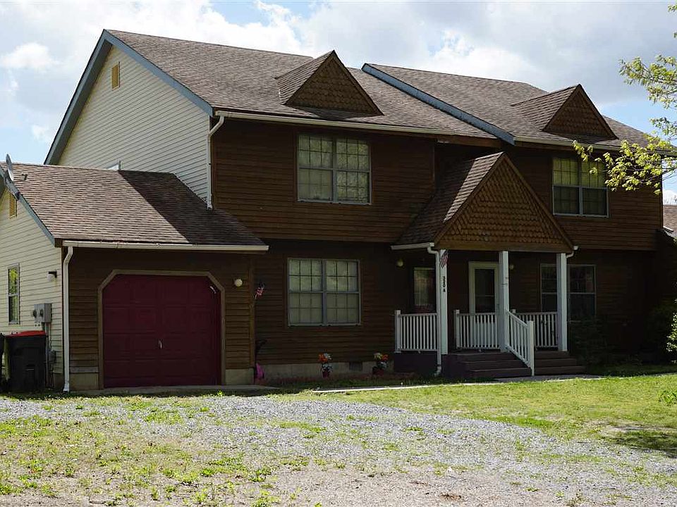 1st image of 320A Vine Ave #1