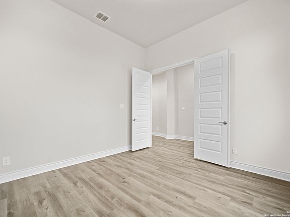 5th image of 28412 Cohaset Way