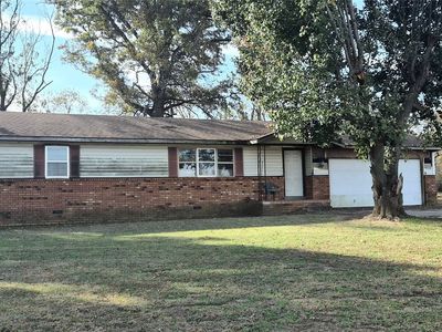 1294 Old Highway 33, Chouteau, OK, 74337