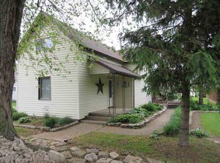 3533 E 1st St, Petroleum, IN 46778