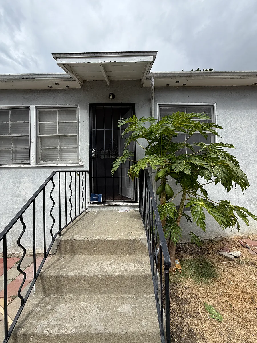 Entrance to unit - 261 Witmer St
