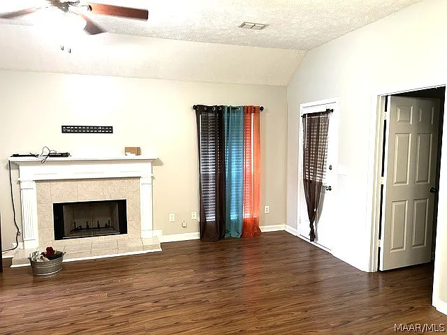 6724 Patti Ct — Photo 3