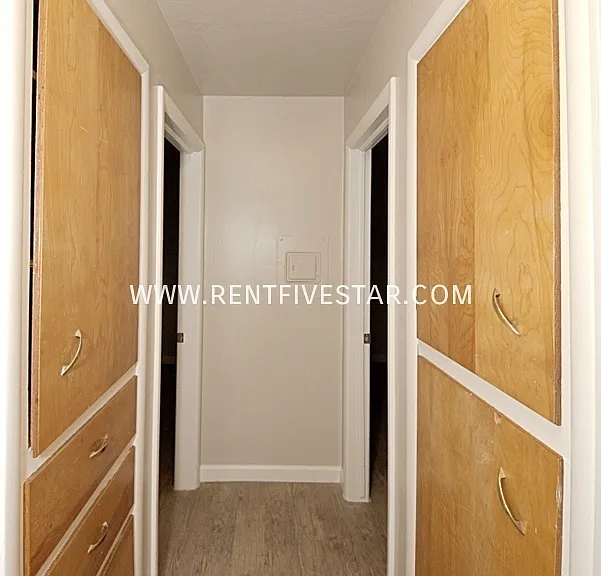300 Adams St #1 — Photo 13