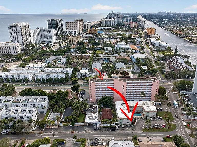 1450 N Riverside Dr #101 — Photo 34