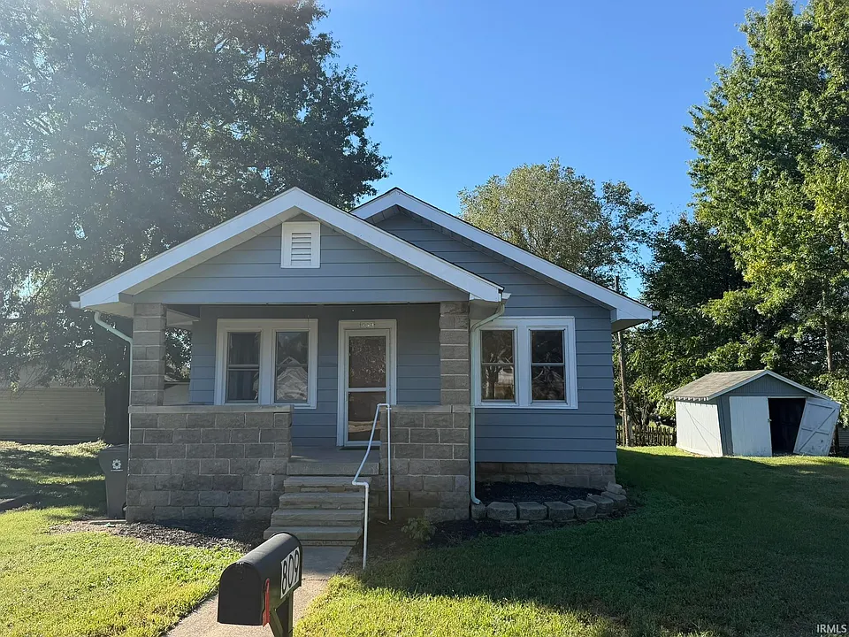 809 W Cherokee Dr