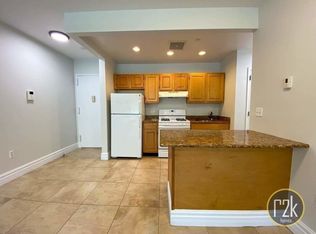 30-85 32nd St #3R, Astoria, NY 11102
