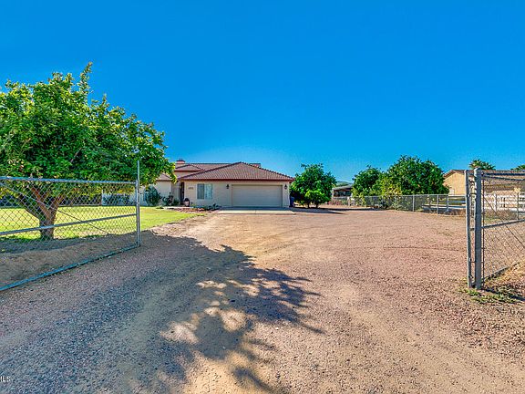 4th image of 7828 N 181st Ave