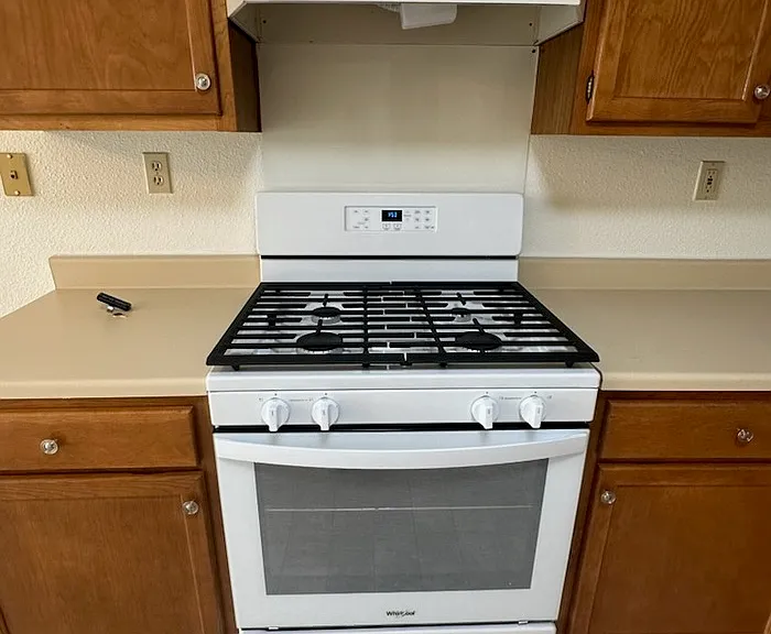 1205 Dakota Dr — Photo 4