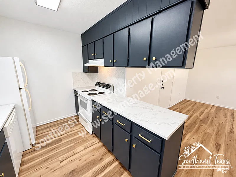 1 bed, 1.0 bath, 646 sqft, $950 — Photo 3