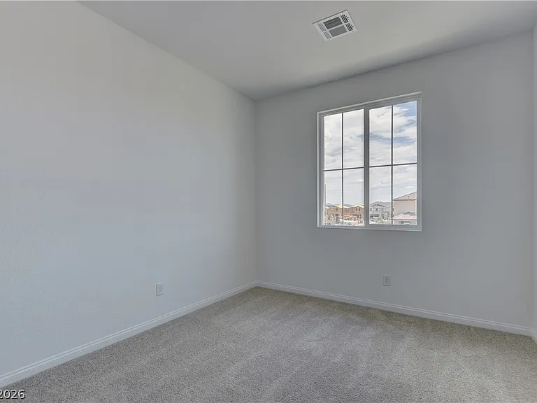 5174 Olga Manor Ave — Photo 10