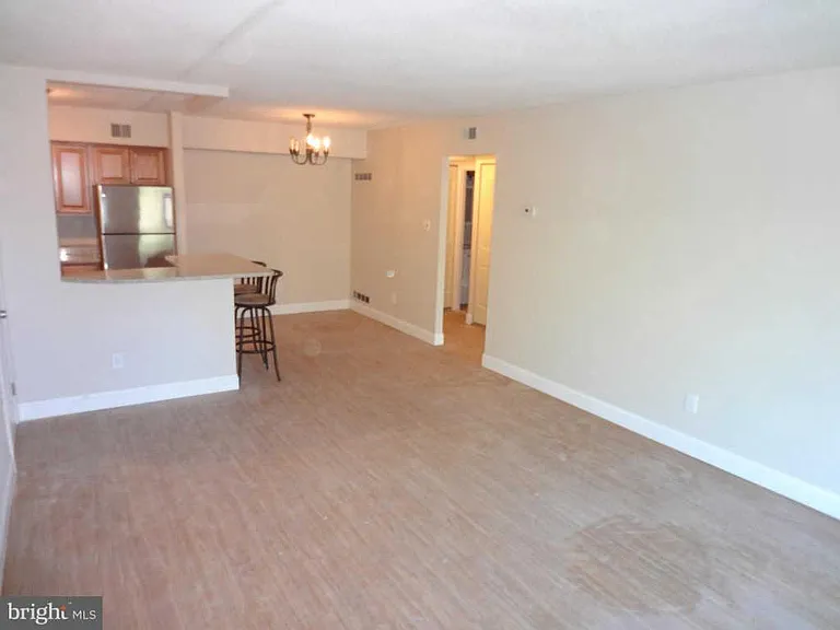 5200 Hilltop Dr #B13 — Photo 13