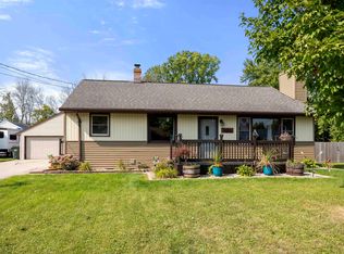 1025 Hennes Ct, Kaukauna, WI 54130