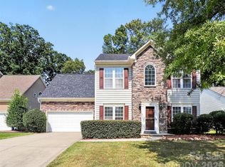 7709 Greylock Ridge Rd, Matthews, NC 28105