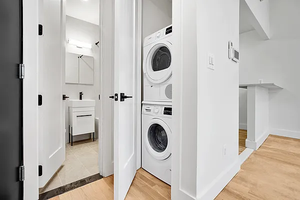 Rented by Peter R. Hungerford, LREB | media 8