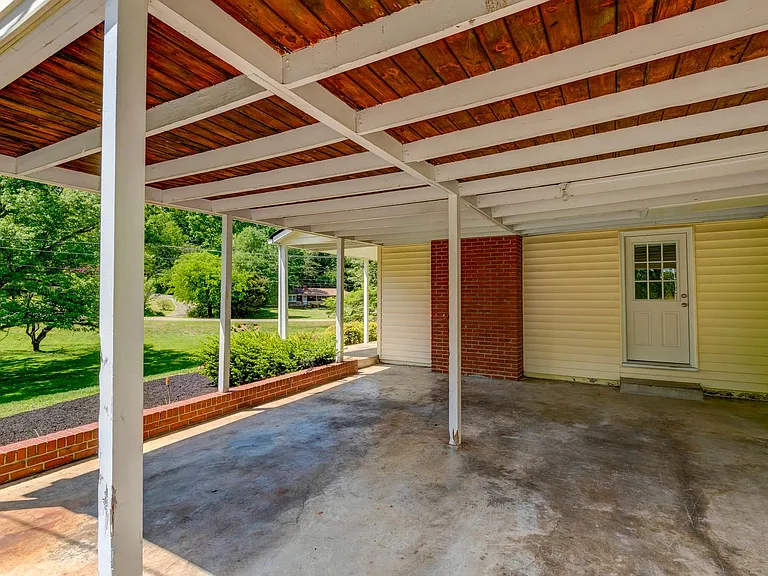 5730 Davida Rd — Photo 23