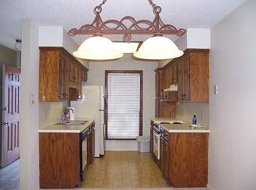 2nd image of 13656 Teague Ln APT 70