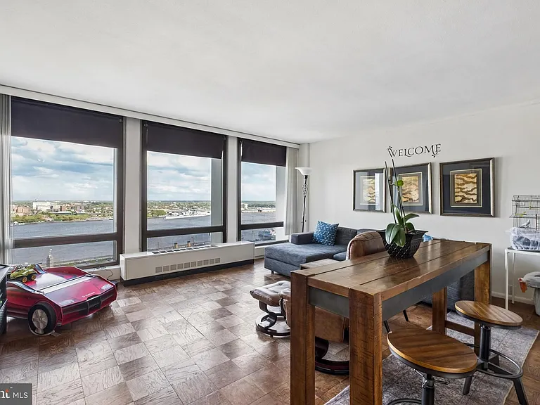 220 Locust St #23CS — Photo 1