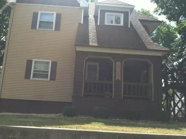 805 E Monroe St, Bloomington, IL 61701