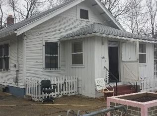 2211 W Jefferson St, Rockford, IL 61101