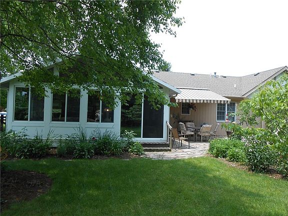 4th image of 514 Fox Lake Dr