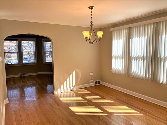 2nd image of 3058 N Nordica Ave