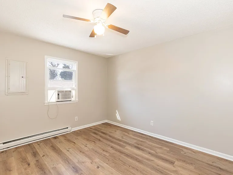 10 Cates Ave — Photo 15