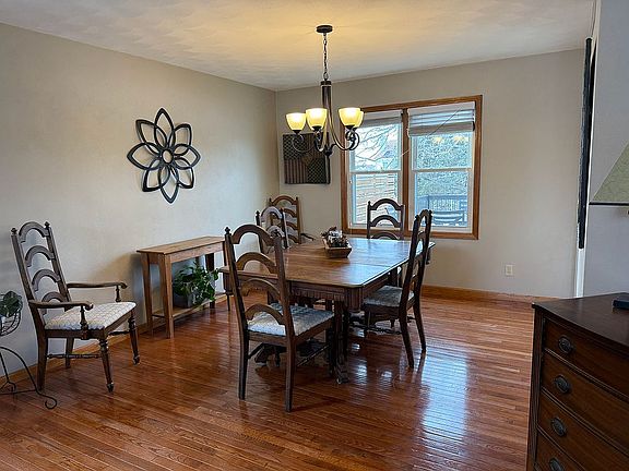 2nd image of 5068 Squaw Valley Dr