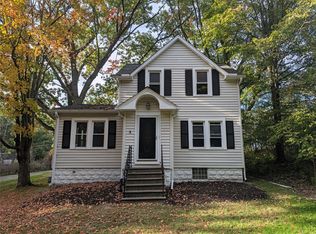 40 Harold Rd, Erie, PA 16509