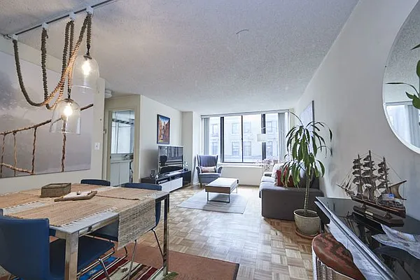 Rented by RSNY Realty | media 22