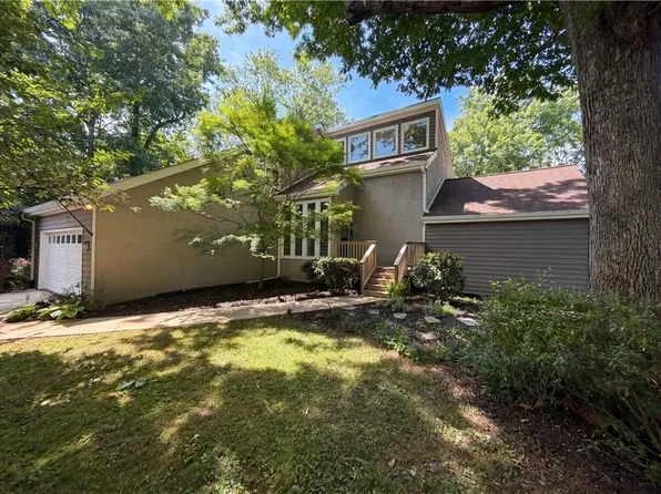 265 Zephyr Ct, Sandy Springs, GA 30350