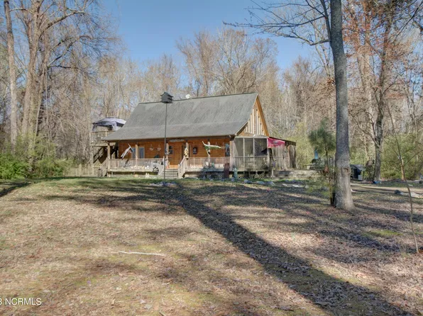 129 Meads Road, Shawboro, NC 27973