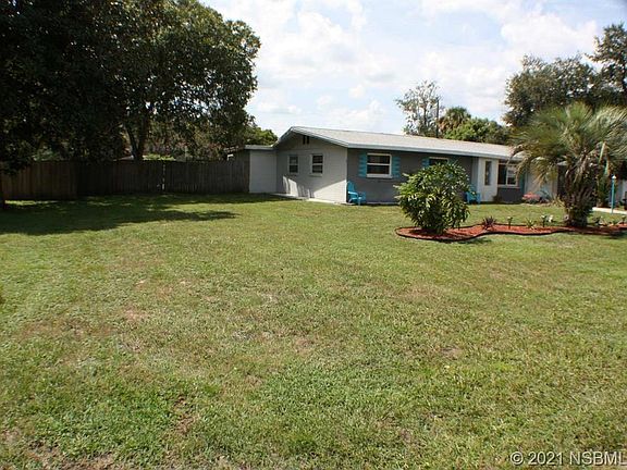 5th image of 2022 Sabal Palm Dr