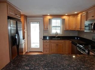 26 Lake St, Wrentham, MA 02093