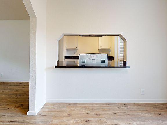 2nd image of 2092 Fogg Ave APT 3