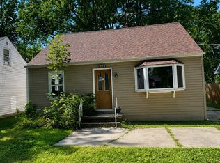33675 Kenilworth Rd, Eastlake, OH 44095
