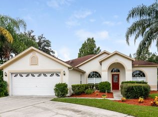 28502 Fairweather Dr, Zephyrhills, FL 33543