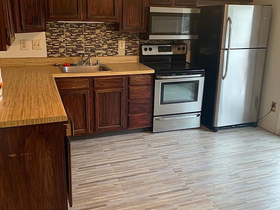 new frig and stove