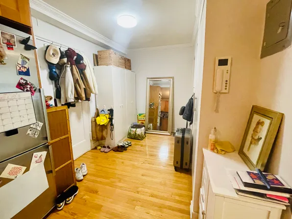 305 West 18th Street 1C image 2 of 16