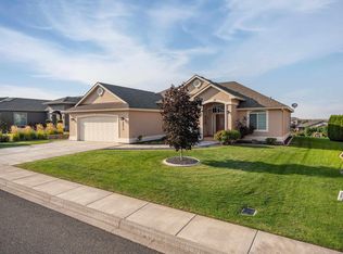 2972 Redrock Ridge Loop, Richland, WA 99354