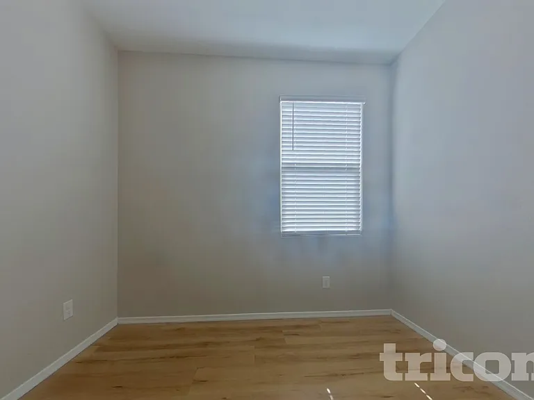 31062 W Mulberry Dr — Photo 12