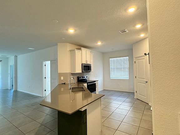 3rd image of 4147 Babbling Brook Way