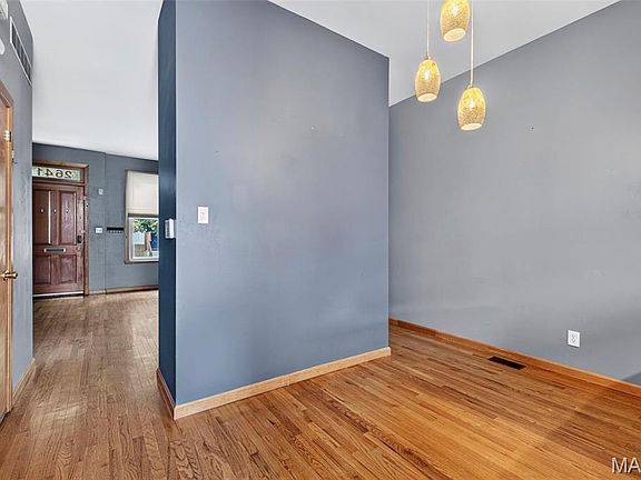 4th image of 2641 Saint Vincent Ave