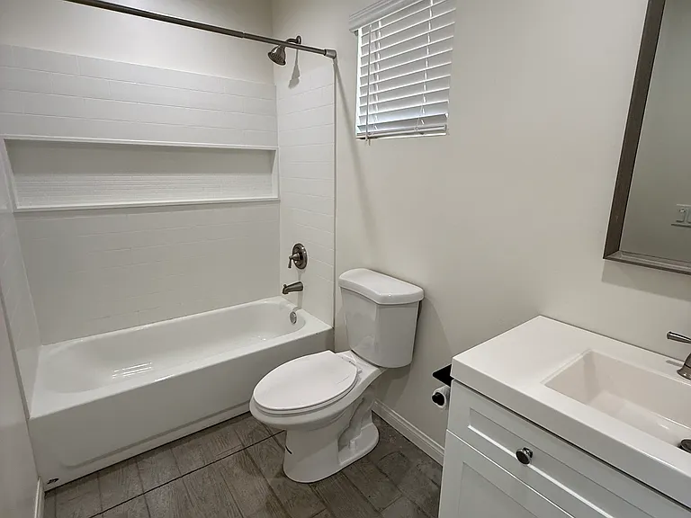 317 W Church Ave #A — Photo 10