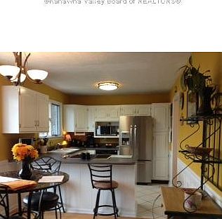 5th image of 1114 Montrose Dr
