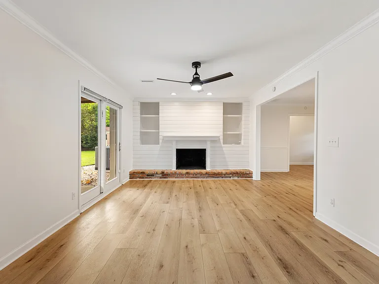 631 Spring Branch Rd — Photo 4